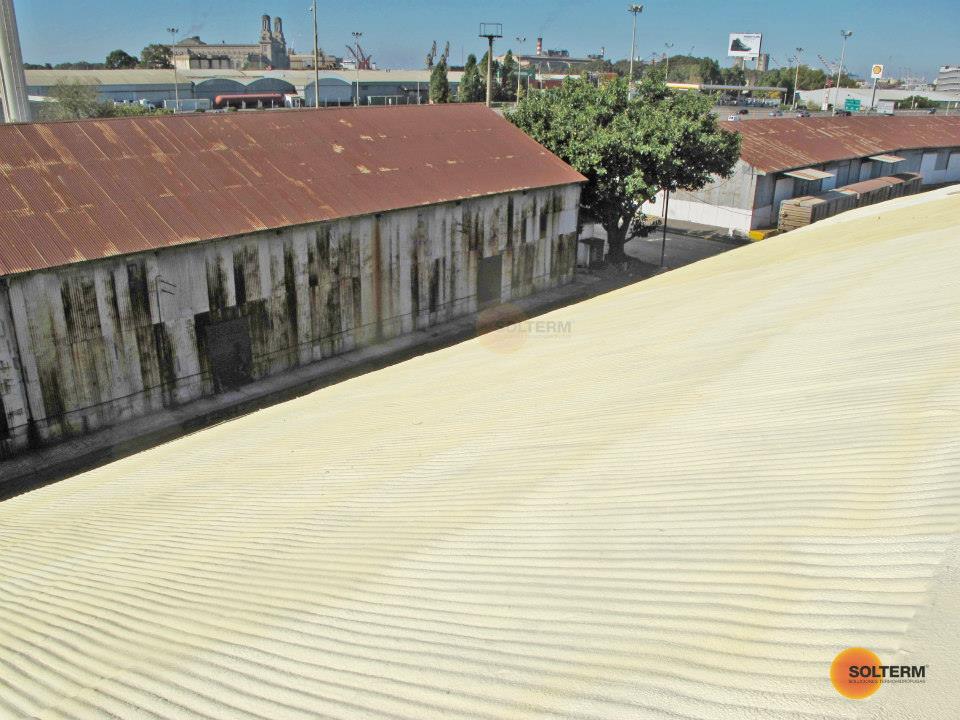 El impacto del Poliuretano Proyectado en la Industria Agropecuaria - Solterm